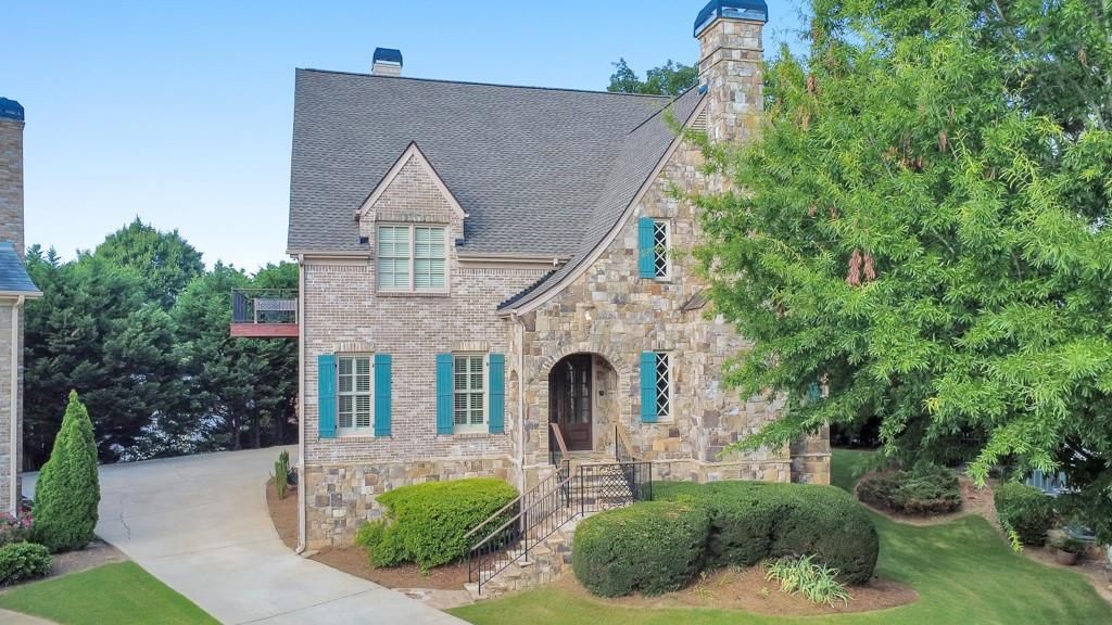 2252 Parkwood Place Court SE, Smyrna, GA 30080
