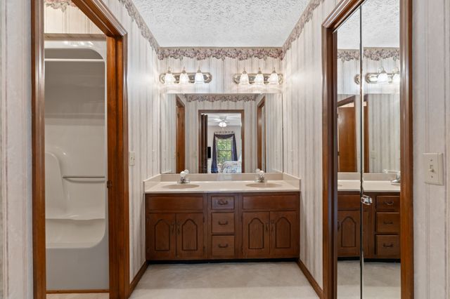 4803 Wayside Dr, Old Hickory, TN 37138