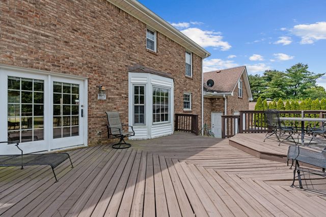 4803 Wayside Dr, Old Hickory, TN 37138