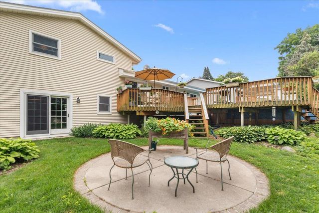 532 S 18th AVENUE, West Bend, WI 53095