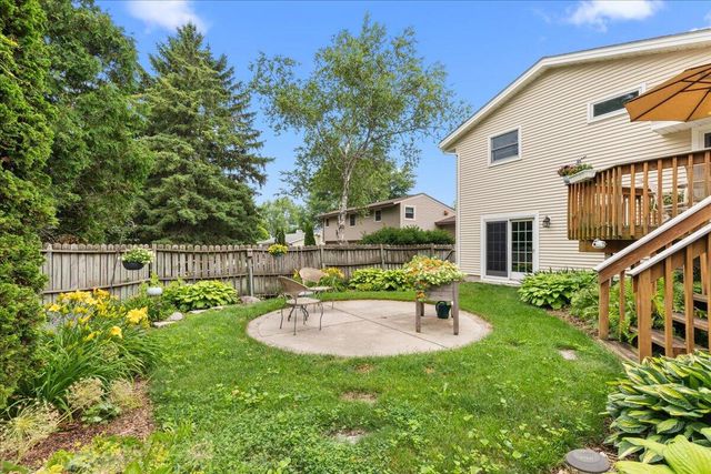 532 S 18th AVENUE, West Bend, WI 53095