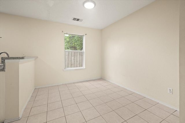 714 Jalisco Plaza, Dallas, TX 75211