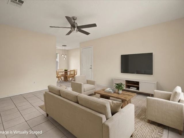 714 Jalisco Plaza, Dallas, TX 75211