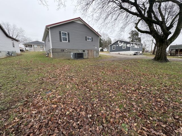 134 Elm St, Pulaski, TN 38478