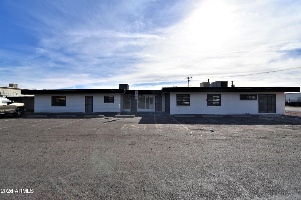 4155 W WHITTON Avenue, Phoenix, AZ 85019 — exterior