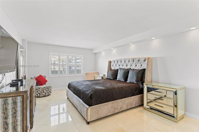 1901 N Ocean Blvd 15E, Fort Lauderdale, FL 33305