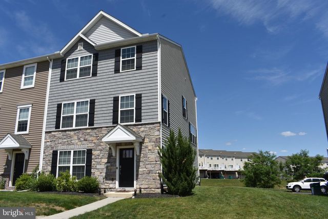 5100 LAUREL VALLEY LN, Enola, PA 17025