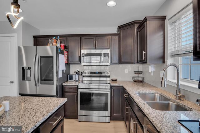 5100 LAUREL VALLEY LN, Enola, PA 17025