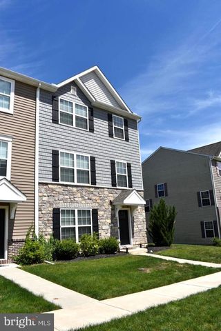5100 LAUREL VALLEY LN, Enola, PA 17025
