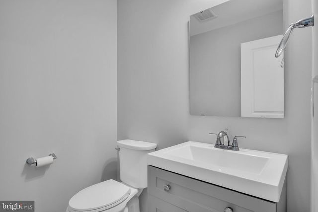 5100 LAUREL VALLEY LN, Enola, PA 17025