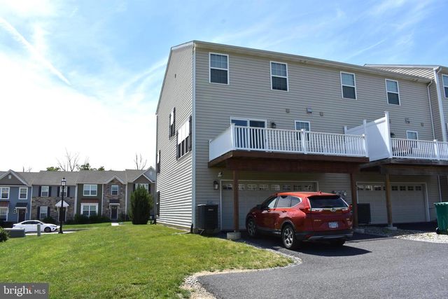 5100 LAUREL VALLEY LN, Enola, PA 17025