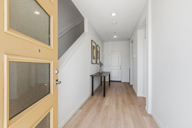 3756 E Commerce Way, Sacramento, CA 95834