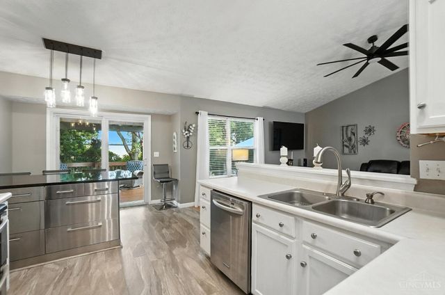 2434 Whisper Drive, Miamisburg, OH 45342