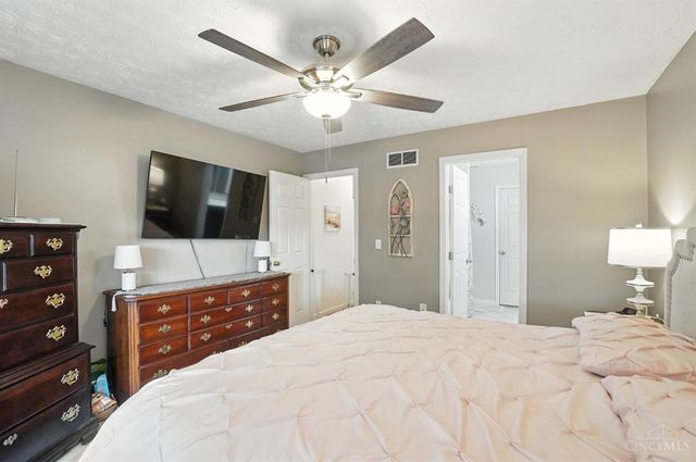 2434 Whisper Drive, Miamisburg, OH 45342