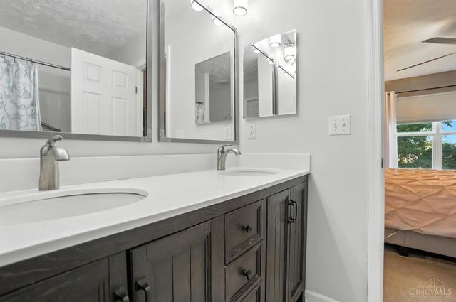 2434 Whisper Drive, Miamisburg, OH 45342