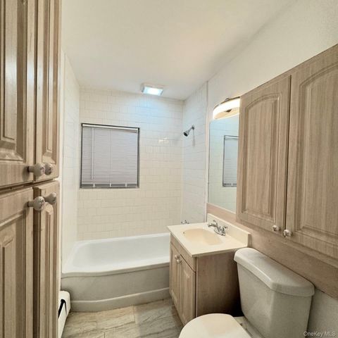 11 Blue Spruce Road, Levittown, NY 11756