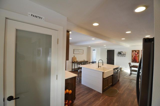 421 Meadow LANE, Eagle, WI 53119