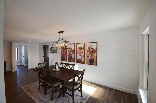 421 Meadow LANE, Eagle, WI 53119