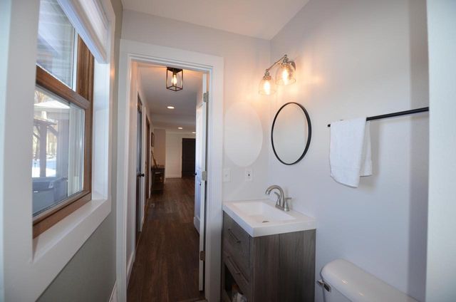 421 Meadow LANE, Eagle, WI 53119