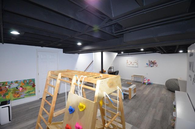 421 Meadow LANE, Eagle, WI 53119