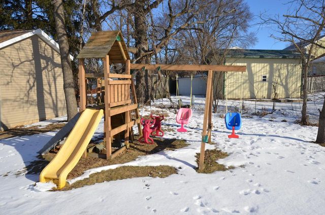 421 Meadow LANE, Eagle, WI 53119