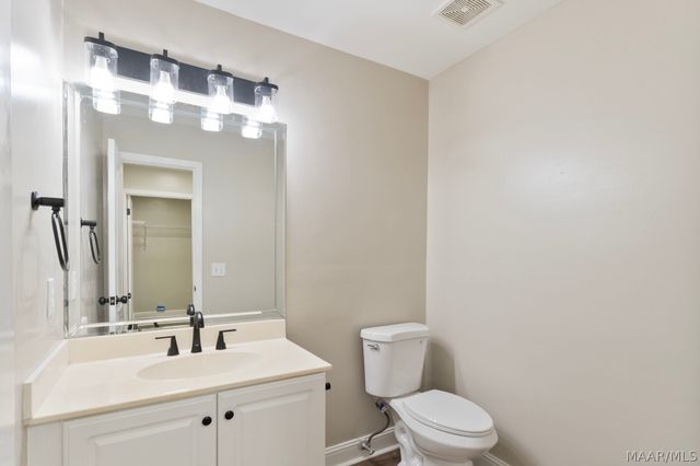 8643 CARILLION Parkway, Montgomery, AL 36117