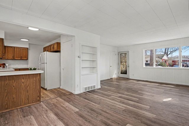 1736 Montague Avenue, Muskegon, MI 49441