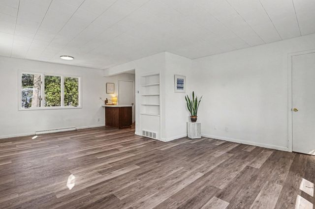 1736 Montague Avenue, Muskegon, MI 49441