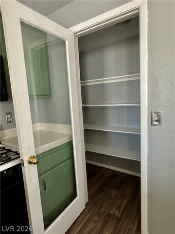 6201 East Lake Mead Boulevard 223, Las Vegas, NV 89156