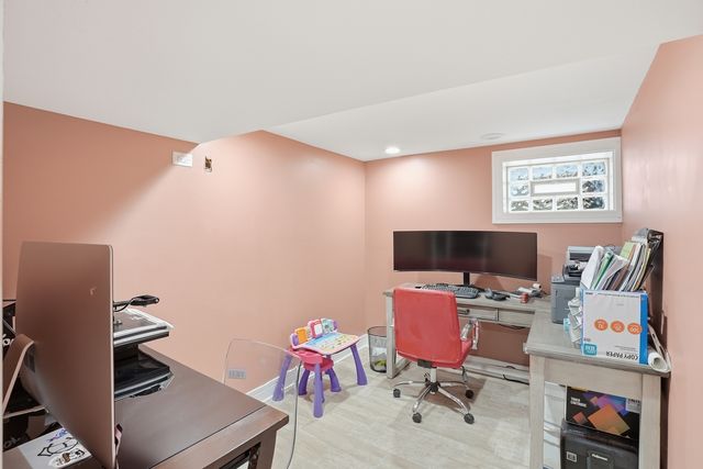 1900 N Kenneth Avenue, Chicago, IL 60639