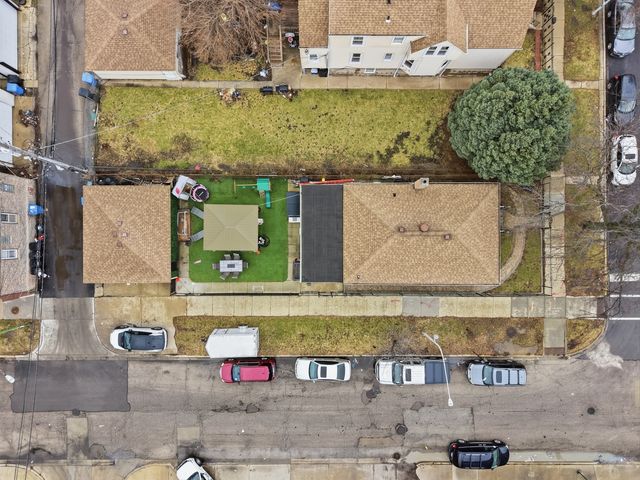 1900 N Kenneth Avenue, Chicago, IL 60639