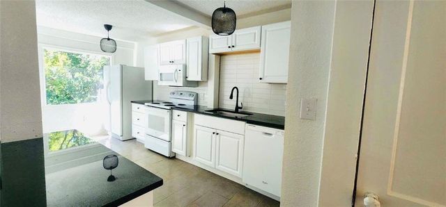 4314 Wayne Avenue, Kansas City, MO 64110