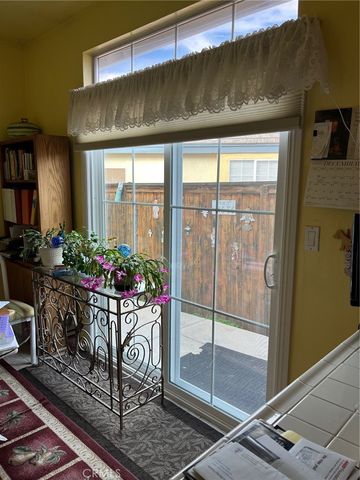 19645 Rolling Green Drive, Apple Valley, CA 92308