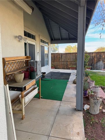 19645 Rolling Green Drive, Apple Valley, CA 92308
