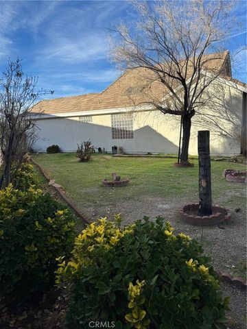 19645 Rolling Green Drive, Apple Valley, CA 92308