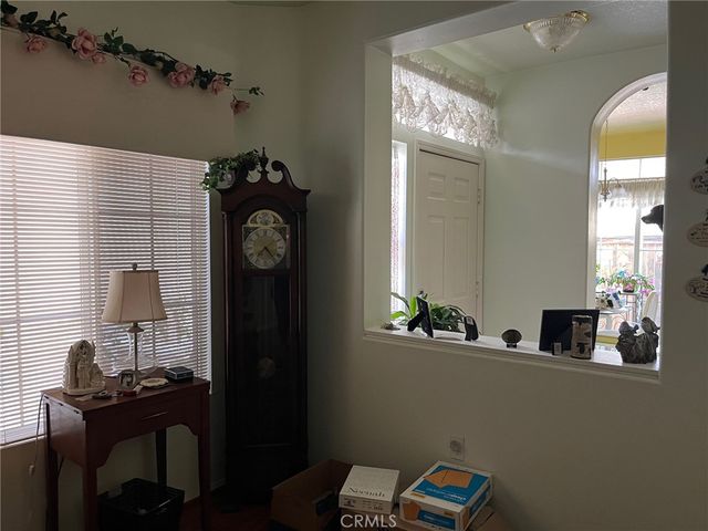 19645 Rolling Green Drive, Apple Valley, CA 92308