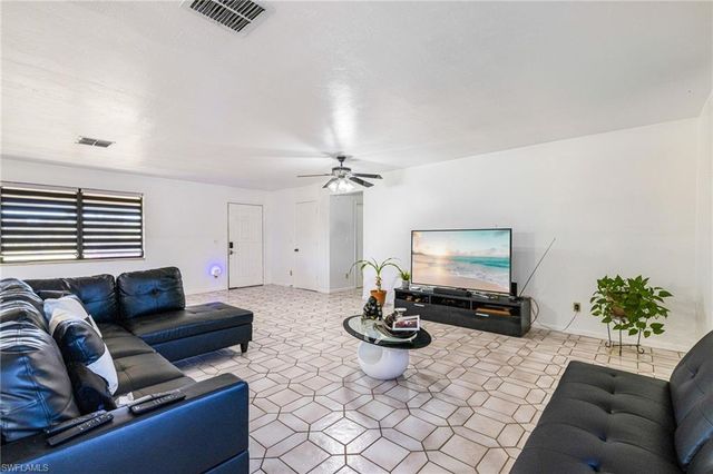 1472 N Charolais RD, Labelle, FL 33935