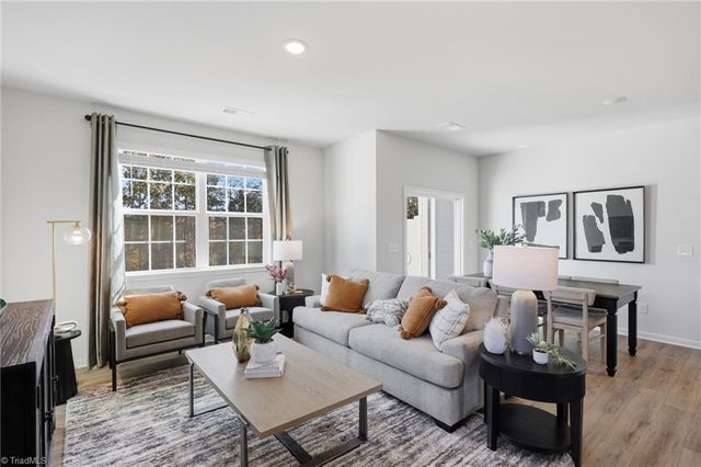 1872 Pheasant Trace Circle, Kernersville, NC 27284