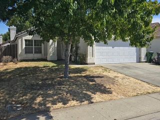8645 Black Kite Dr, Elk Grove, CA 95624