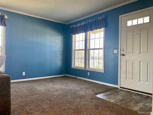 1698 Solo Lane, Newport, MI 48166