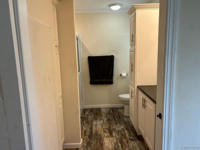 1698 Solo Lane, Newport, MI 48166