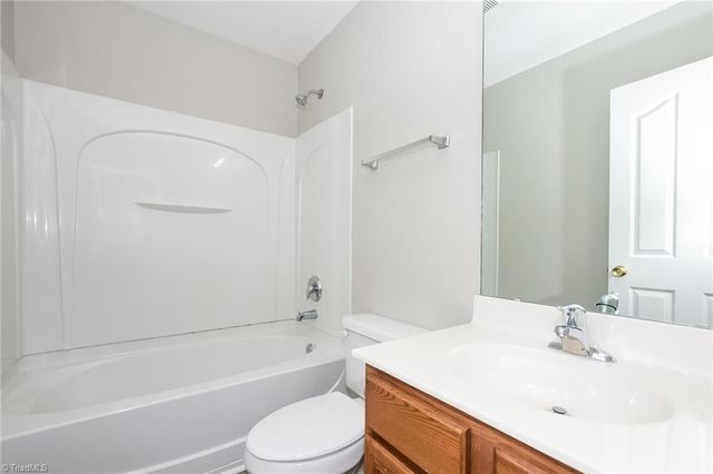 382 Tortoise Lane, Winston-salem, NC 27127