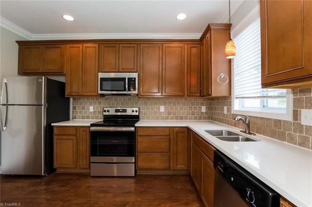 382 Tortoise Lane, Winston-salem, NC 27127