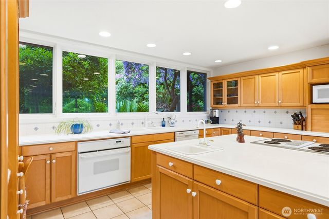 250 Heather Road, Everett, WA 98203