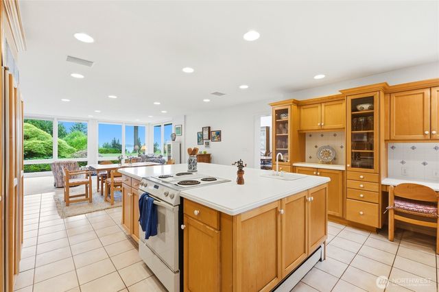 250 Heather Road, Everett, WA 98203