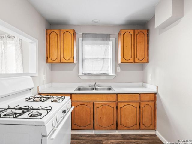 307 Jennings, San Antonio, TX 78225