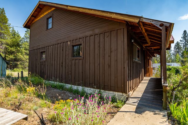52140 Elderberry Lane, La Pine, OR 97739