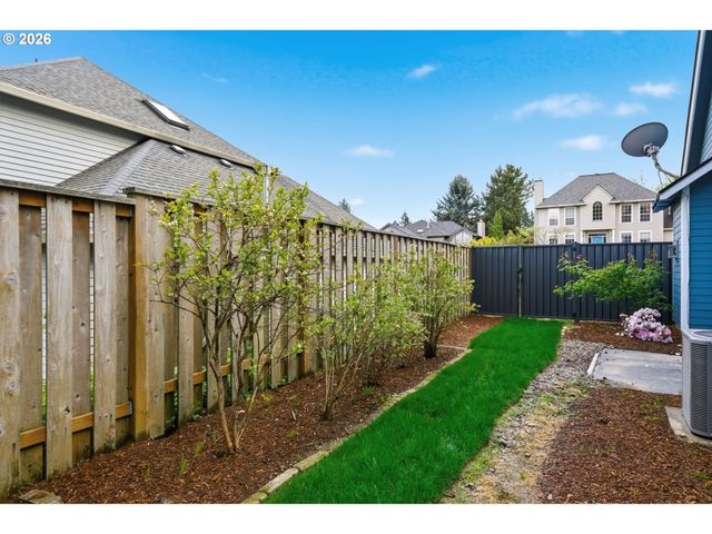 13683 Sw TAMAWAY Ln, Portland, OR 97223