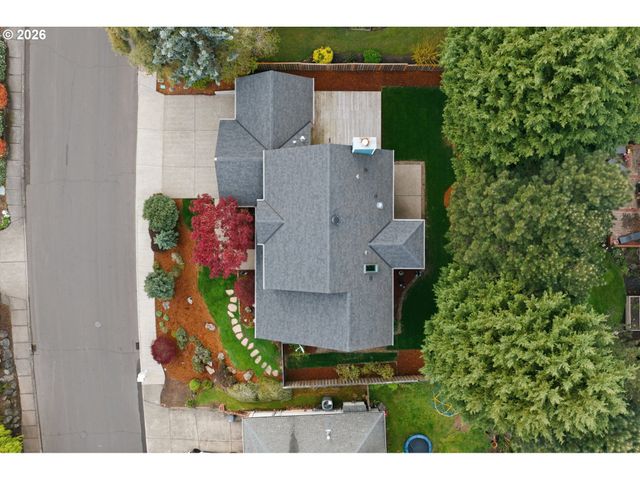 13683 Sw TAMAWAY Ln, Portland, OR 97223