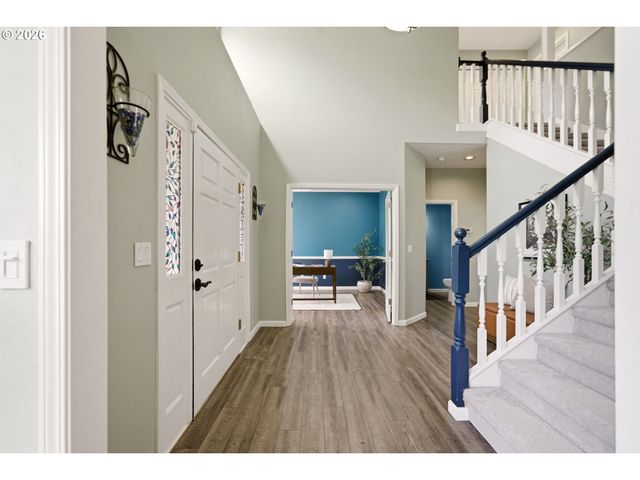 13683 Sw TAMAWAY Ln, Portland, OR 97223